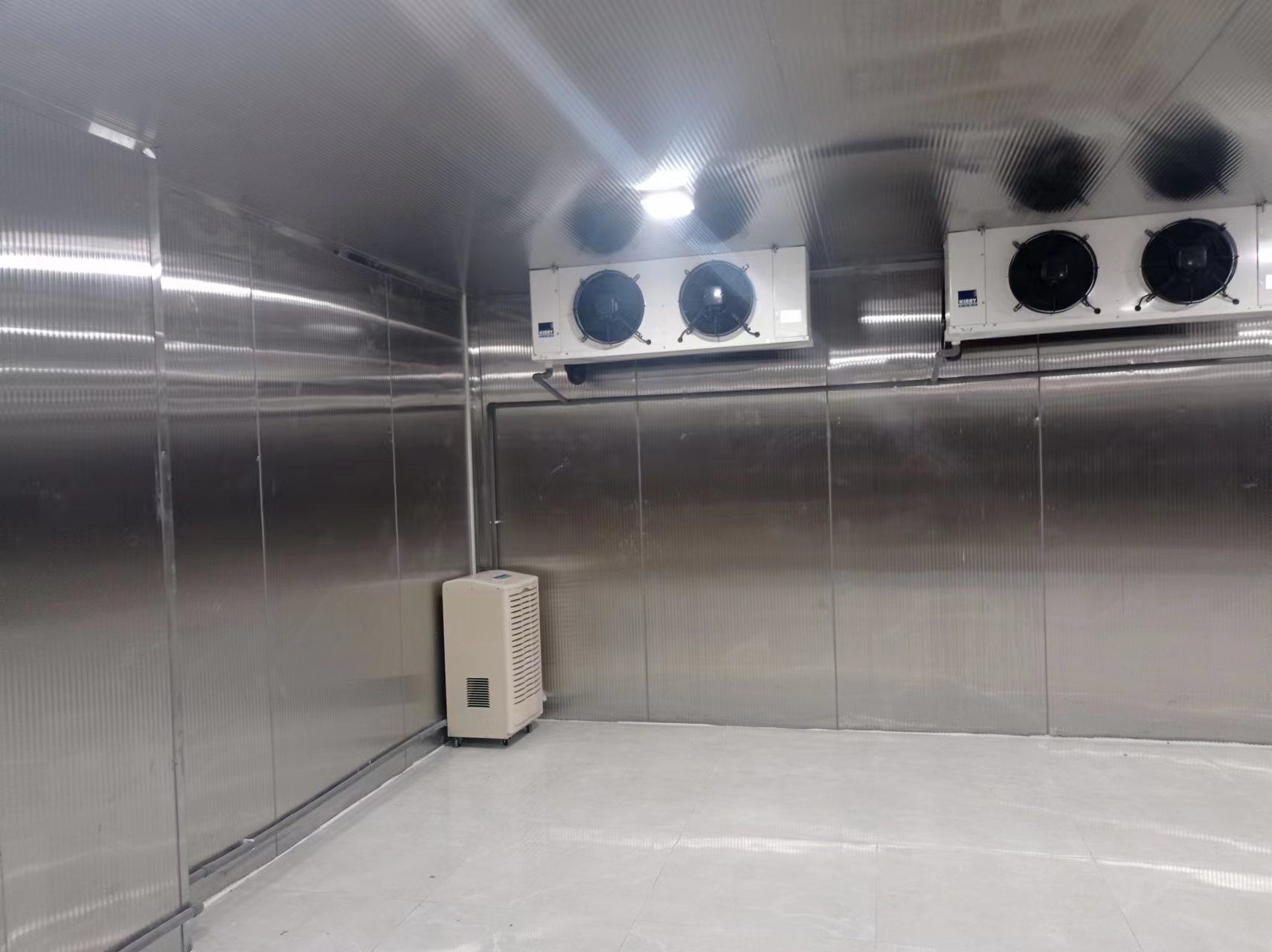 醫(yī)藥冷庫建造多少錢一個(gè)平方？/影響醫(yī)藥冷庫造價(jià)因素(圖2)