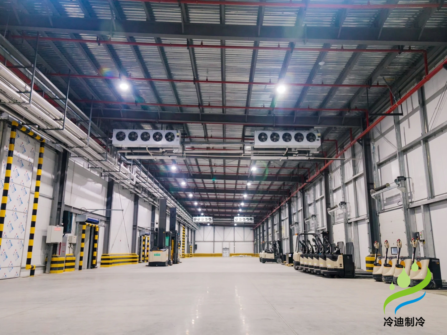 榮慶物流15000立方冷鏈物流冷庫(kù)建造案例(圖4) 榮慶物流冷庫(kù)案例